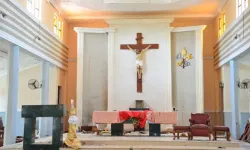 Autel de la paroisse catholique St. Francis Xavier Owo du diocèse d'Ondo. Crédit : AED / 