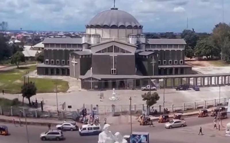 La cathédrale Maria Assumpta de l'archidiocèse d'Owerri, au Nigeria.