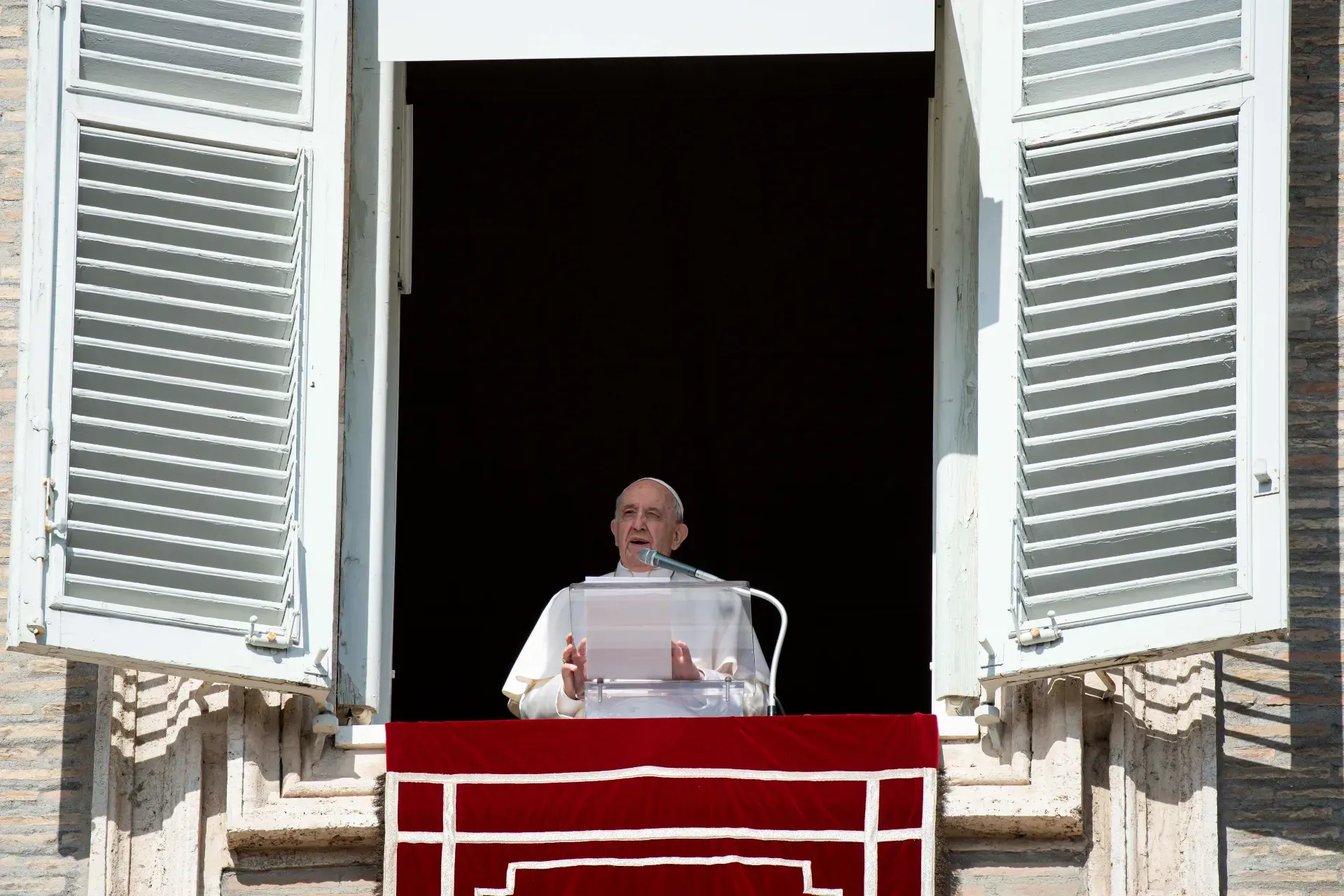 Le pape François prononce son discours de l'Angelus le 24 octobre 2021. Vatican Media