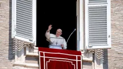 Le Pape François lors de l'Angélus du 13 septembre 2020. / Vatican Media.