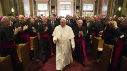 Le pape François rencontre les évêques des États-Unis à la cathédrale Saint-Mathieu de Washington, le 23 septembre 2015. | L'Osservatore Romano. / 