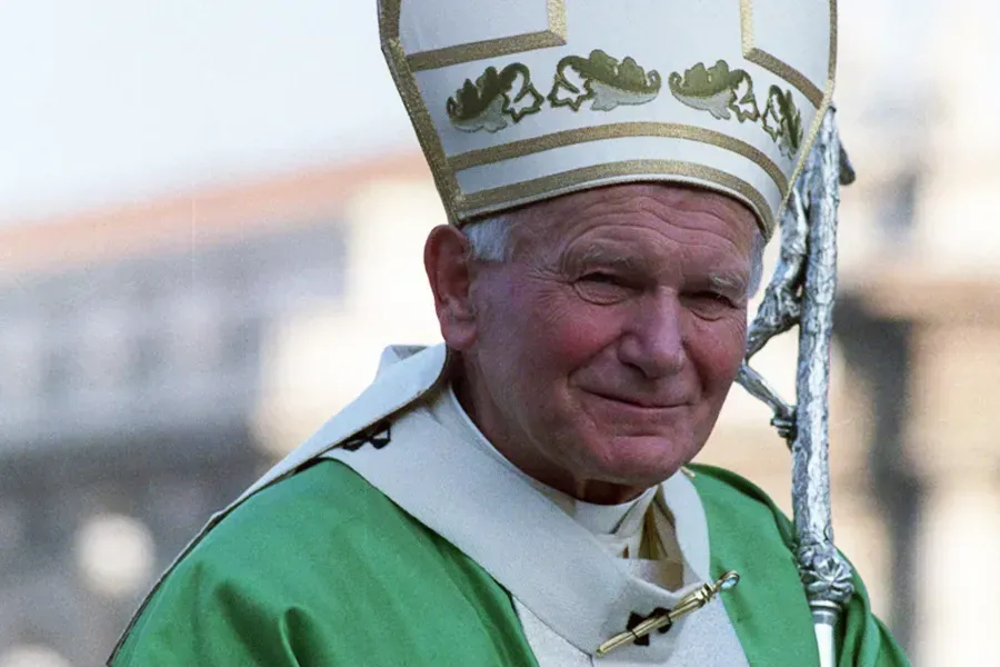 Le pape Jean-Paul II vers 1991. null