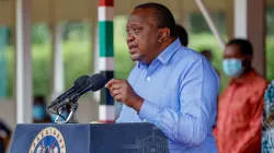 Le président du Kenya, Uhuru Kenyatta, s'adresse à la nation depuis la State House de Nairobi, le vendredi 26 mars. / State House/ Facebook