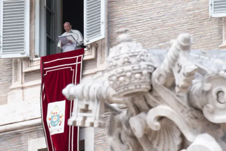 Le pape François prononce un discours lors du Regina Coeli au Vatican / Vatican Media.