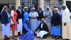 Une partie de l'équipe préparatoire originale a posé pour une photo de groupe au Centre des Apôtres de Jésus à Langata. L'équipe est composée de membres du personnel des secrétariats de l'ACWECA et de l'AOSK. / Sœur Grace Candiru/ACWECA