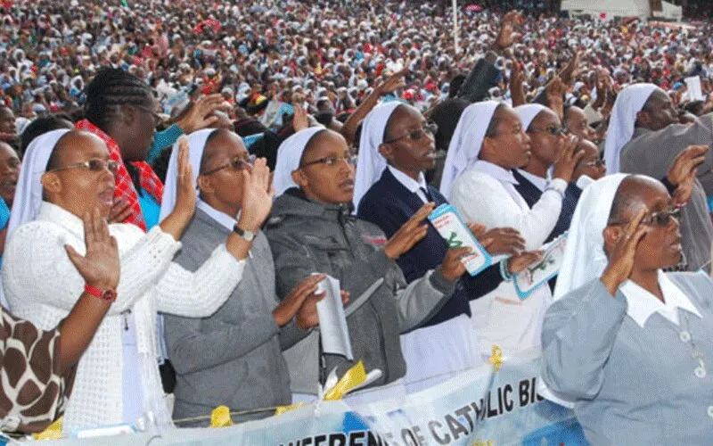 Certaines religieuses catholiques lors de la journée nationale de prière au sanctuaire national Subukia à Nakuru, le 5 octobre 2019. Domaine public.