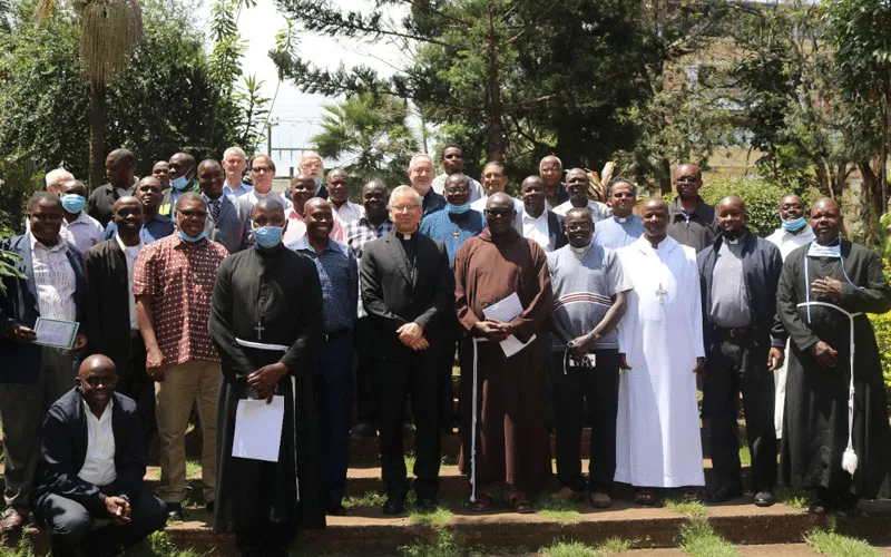 Le nonce apostolique au Kenya et au Soudan du Sud, Mgr Bert van Megen, avec des représentants de la Conférence des supérieurs majeurs du Kenya (RSCK) le 13 octobre.
