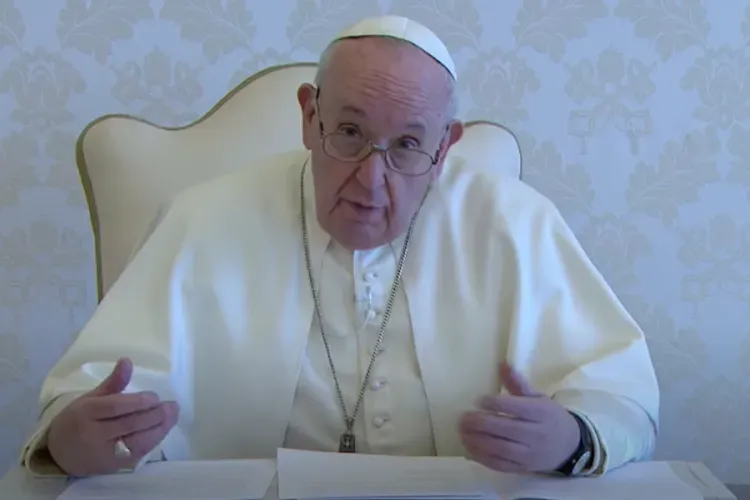 Le pape François envoie un message vidéo à la consultation charismatique italienne, le 15 mai 2021./ Capture d'écran : Chaîne YouTube de Vatican News.