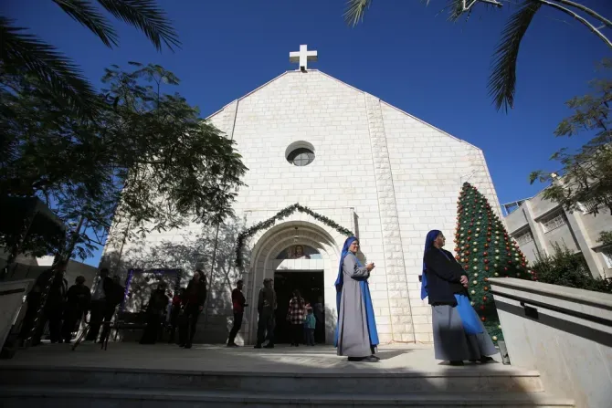 L'église catholique de la Sainte Famille à Gaza à Noël 2021. | Crédit photo : Anas-Mohammed/Shutterstock