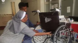Deux lits de type hospitalier et deux fauteuils roulants pour des religieuses âgées en Ethiopie. / Aide à l'Église en détresse (AED).