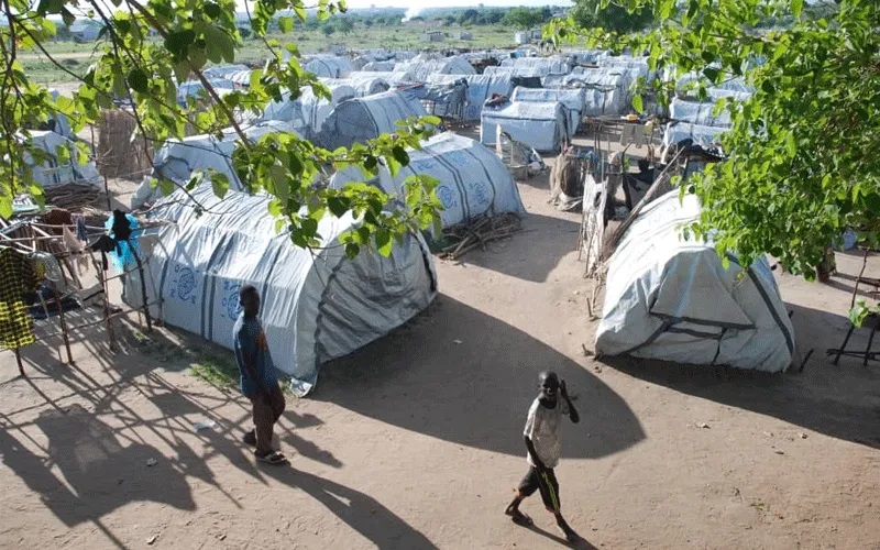 Le camp de Gumbo qui accueille plus de 9 800 personnes déplacées. Agenzia Info Salesiana (ANS)