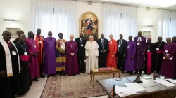 Le pape François avec les dirigeants du Soudan du Sud au Vatican. Crédit : Vatican Media / 