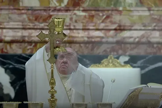 Le pape François célèbre la messe de la Fête-Dieu dans la basilique Saint-Pierre, le 6 juin 2021 / Capture d'écran de la chaîne YouTube Vatican News.