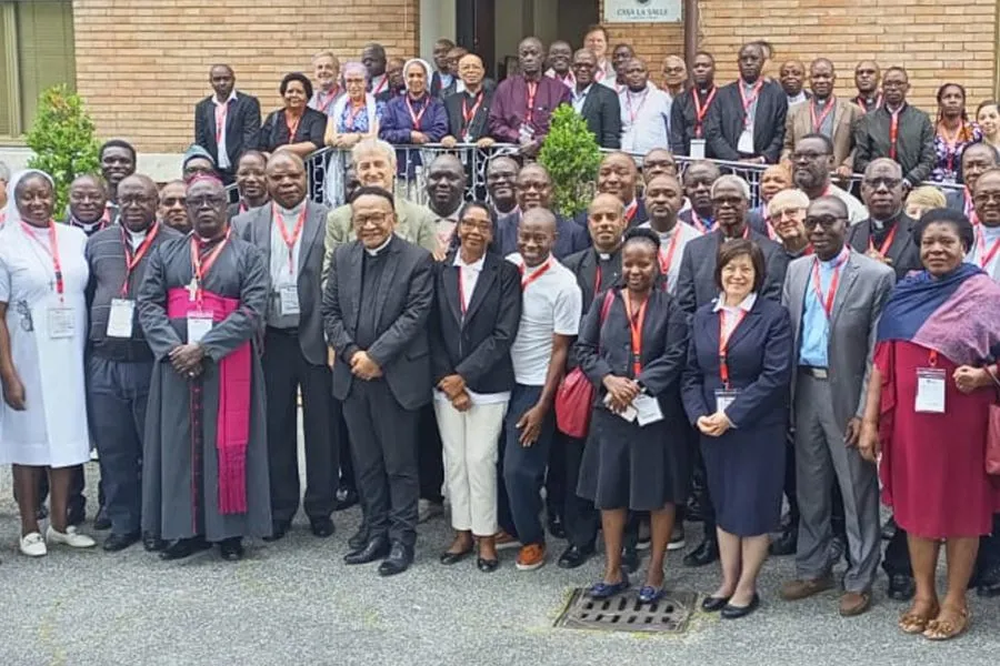 Les responsables de Caritas qui se sont réunis à Rome pour leur 10ème assemblée régionale. Crédit : Caritas Afrique / 