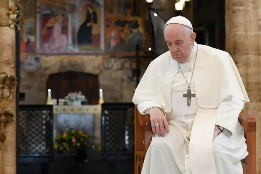 Le Pape François à la Basilique de Sainte Marie des Anges à Assise, Italie, le 12 novembre 2021. Vatican Media.