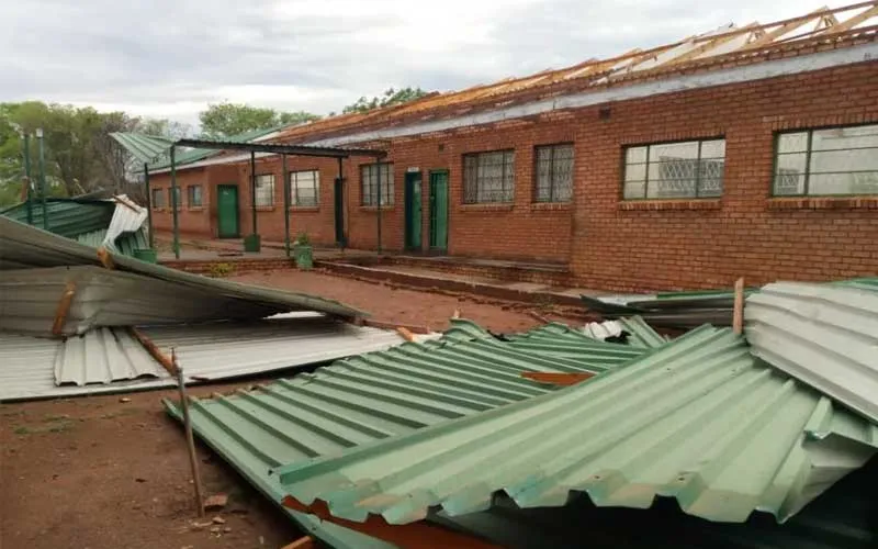 L'un des sept blocs qui ont été détruits par la tempête. Crédit : Actualités catholiques Zimbabwe