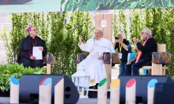 Le pape François s'adresse aux pèlerins rassemblés dans les arènes de Vérone, en Italie, le 18 mai 2024. / 